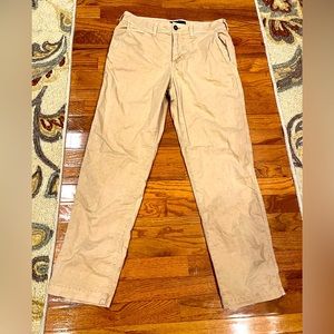 Mens’s 30x30 American Eagle khaki pants